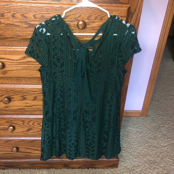 Green Lace Shift Dress! - Picture 5 of 7